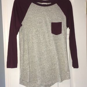 VS PINK mid sleeve tee